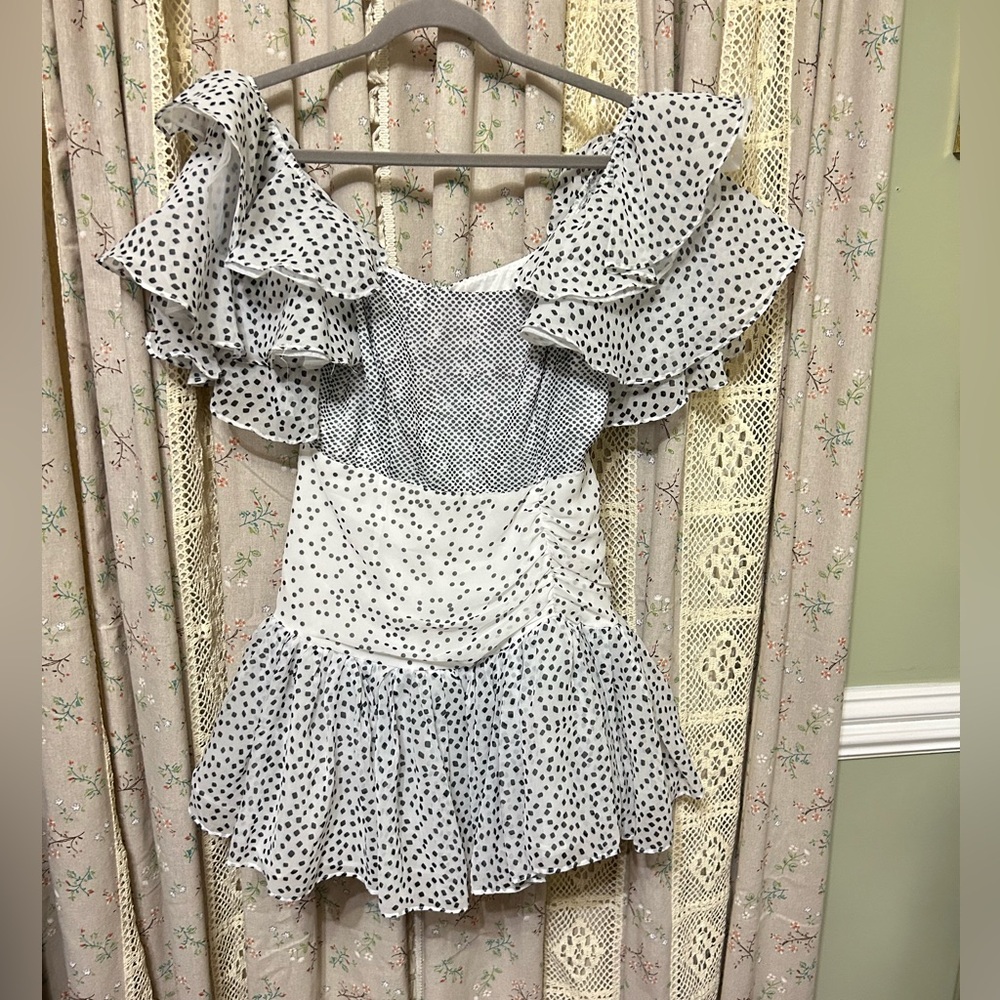 Lilly’s Kloset Ruffle‎ Sleeve Polka Dot Mini Dress – Size M EUC